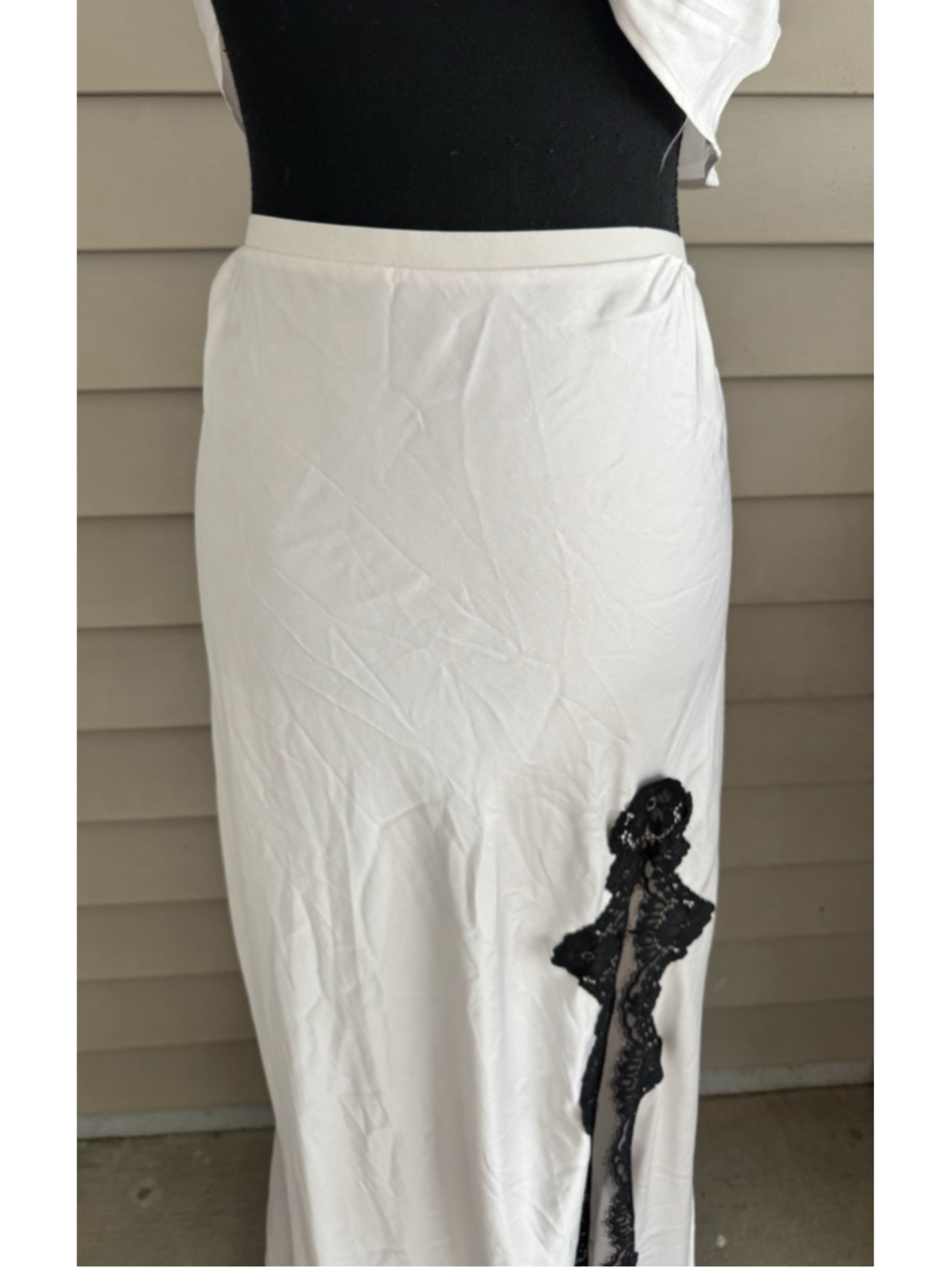 Victoria’s Secret Satin Ivory Black Lace-Trim Cami & Midi Skirt Set XXL NEW NWT - Picture 9 of 15